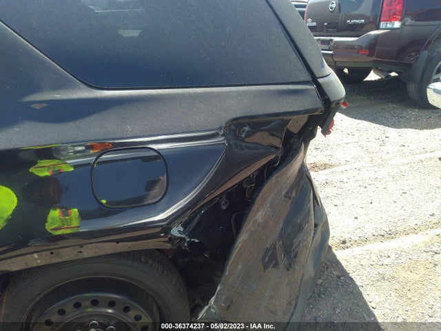 Chevrolet Traverse Ls 2021 1GNERFKW9MJ239523 Image 7