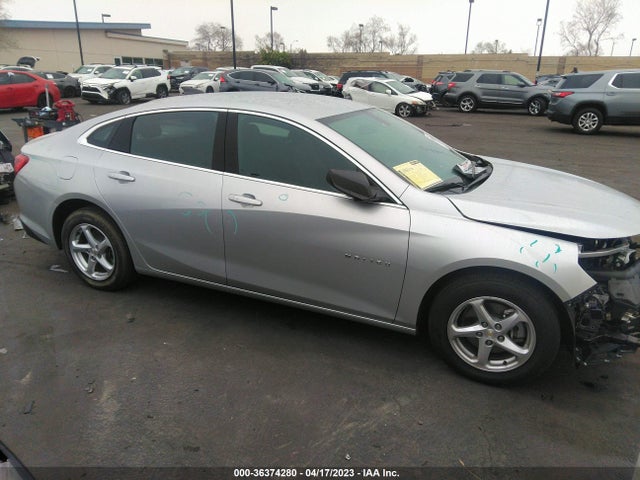 2018 1G1ZB5ST1JF216212 main image