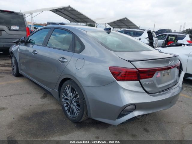 3KPF54AD3NE448090 KIA Forte Gt-line