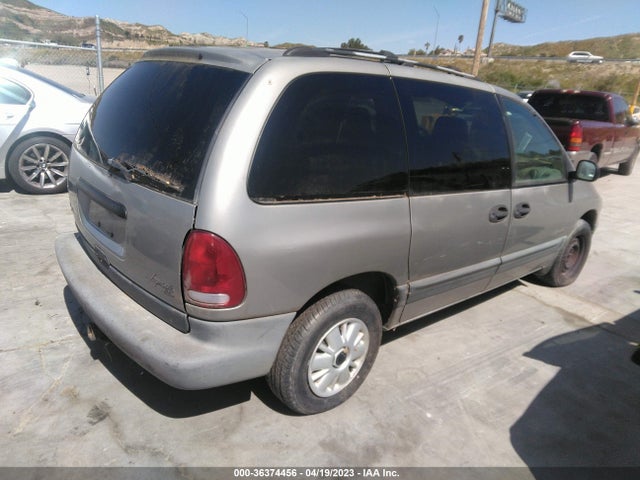 1997 PLYMOUTH VOYAGER SE VIN: 2P4GP45R1VR116812