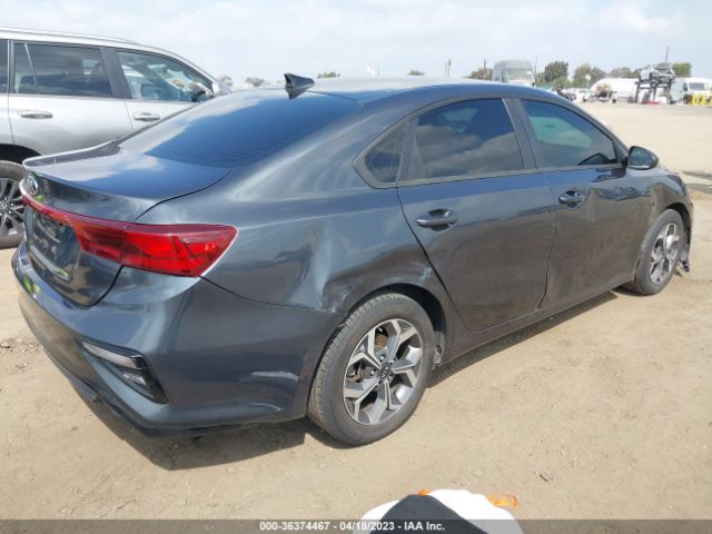 3KPF24AD0LE175650 KIA Forte Lxs