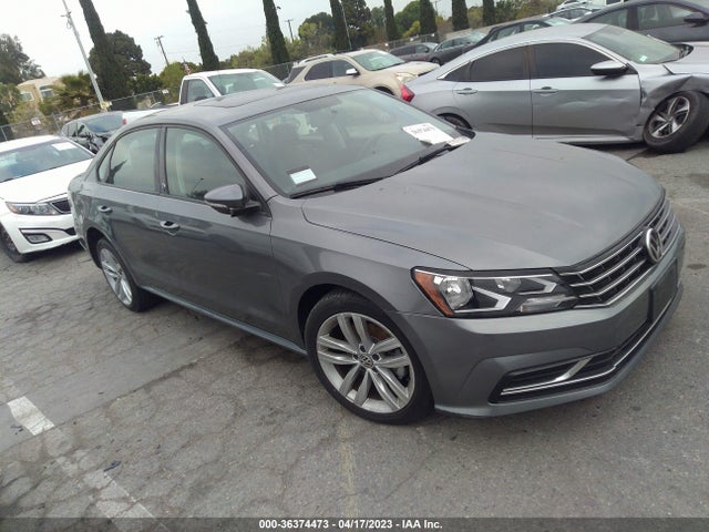 1VWLA7A38KC005599 auction archive image