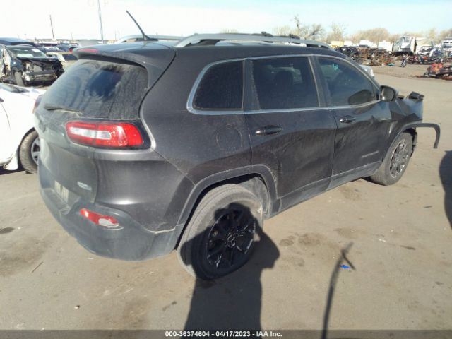 1C4PJMCB2EW246312 Jeep Cherokee Latitude