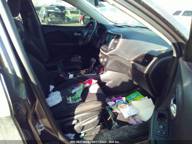 1C4PJMCB2EW246312 Jeep Cherokee Latitude