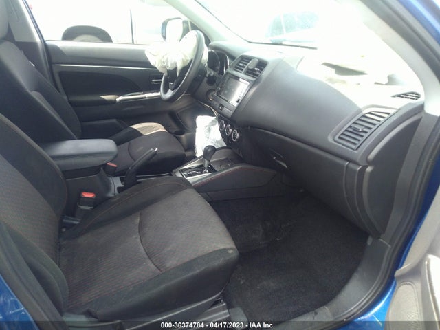 JA4AP3AU8JZ008275 Mitsubishi Outlander Sport 2.0