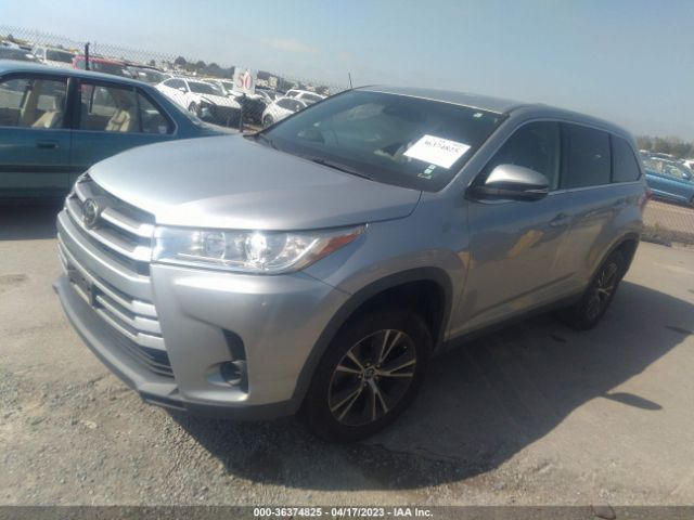 Toyota Highlander Le 2019 5TDZZRFH3KS338328 Image 2