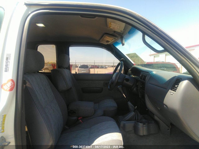 1998 TOYOTA TACOMA VIN: 4TAWN72N1WZ120144
