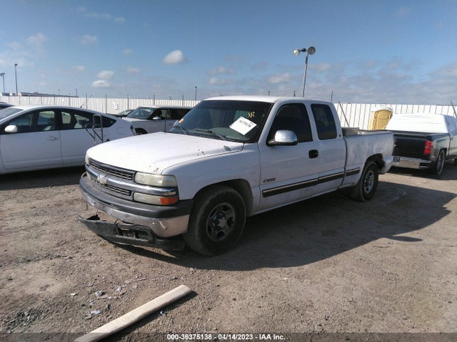 2000 CHEVROLET SILVERADO 1500 LS VIN: 2GCEC19T4Y1244217
