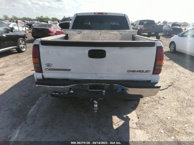 2000 CHEVROLET SILVERADO 1500 LS VIN: 2GCEC19T4Y1244217