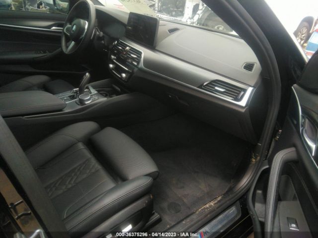 WBA53BH03NWX58414 BMW 5 Series 530i