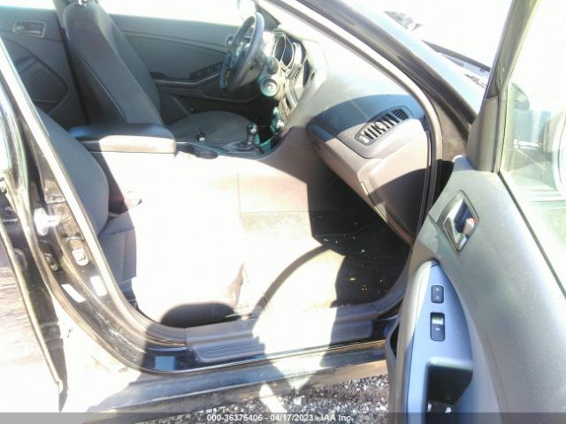 KNAGM4A77F5660311 KIA Optima Lx