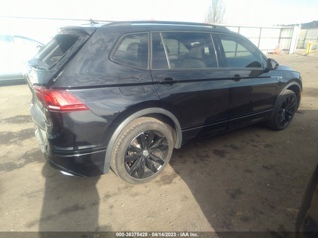 3VV2B7AX7LM107749 Volkswagen Tiguan Se/sel/se R-line Black