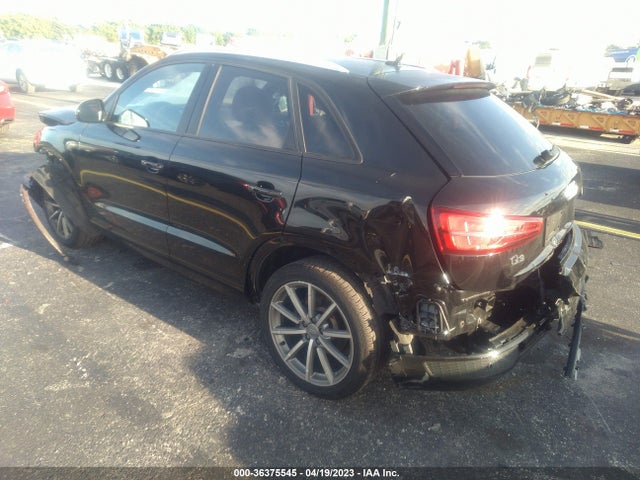 WA1BCCFS4JR033469 Audi Q3 Premium/sport Premium