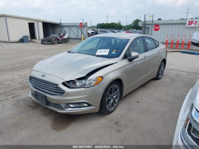 3FA6P0LU4HR182808 Ford Fusion Hybrid Se