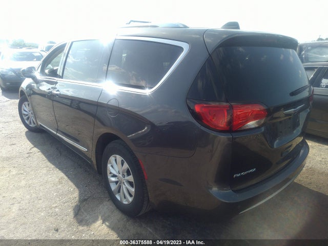 2C4RC1BG8KR655224 Chrysler Pacifica Touring L