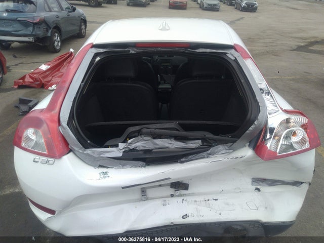 2011 VOLVO C30 VIN: YV1672MK8B2201692