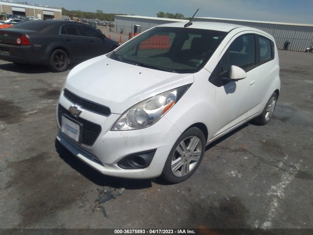 Chevrolet Spark Lt 2014 KL8CD6S9XEC559344 Image 2
