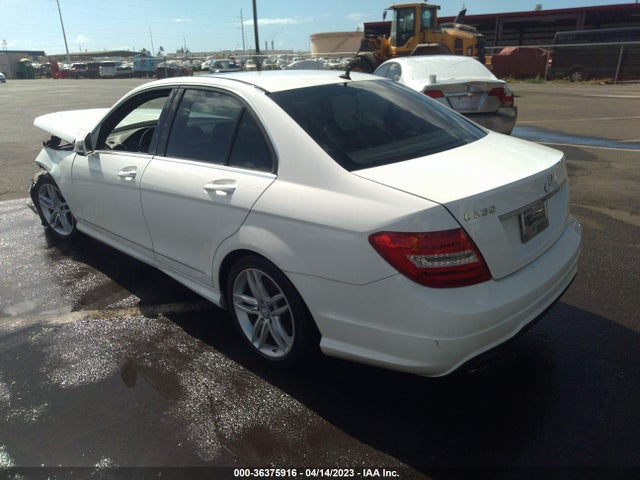 Mercedes-Benz C-class C 250 2014 WDDGF4HB9EG243255 Image 3