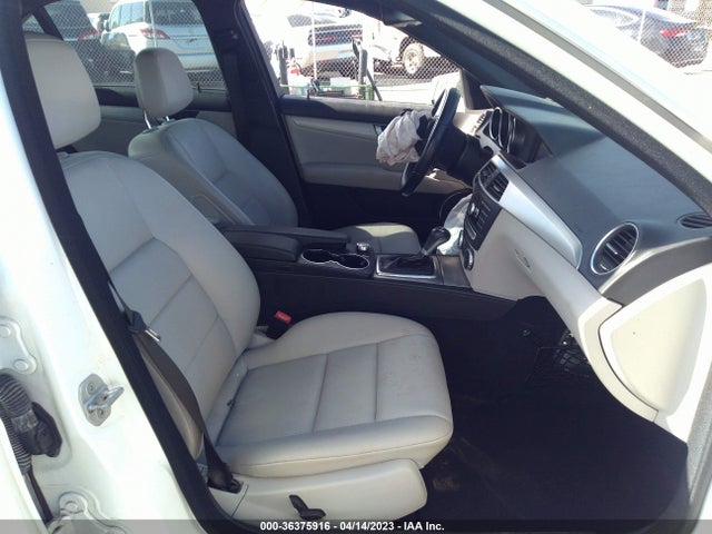 Mercedes-Benz C-class C 250 2014 WDDGF4HB9EG243255 Image 5