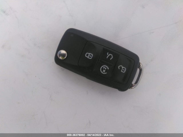 1VWMA7A39LC017119 Volkswagen Passat 2.0t R-line
