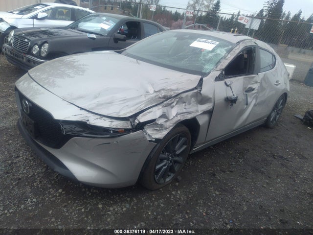 Mazda Mazda3 Hatchback 2.5 S Preferred 2023 JM1BPALM5P1601899 Image 2
