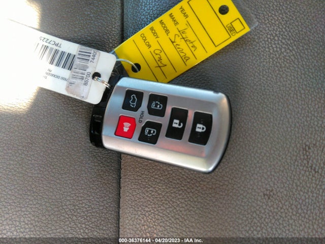 Toyota Sienna Xle Auto Access 2017 5TDYZ3DC9HS786811 Image 3
