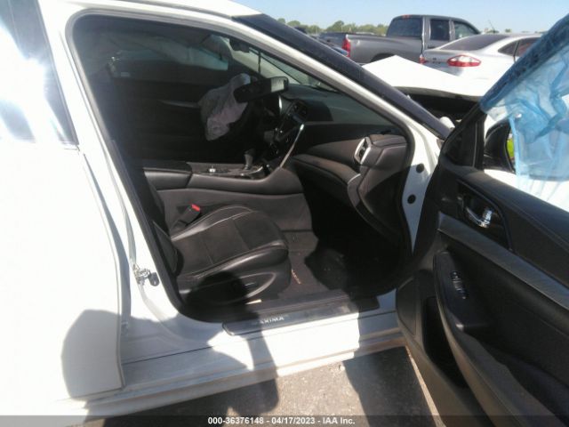1N4AA6AP8GC406784 Nissan Maxima 3.5 Sl