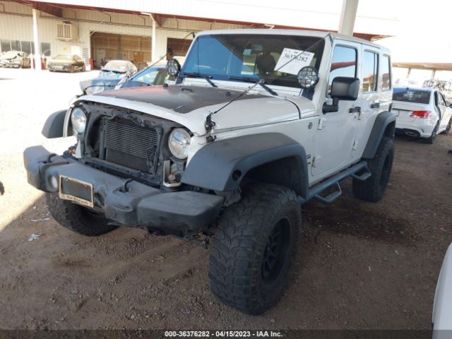 1C4BJWDG2FL588605 Jeep Wrangler Unlimited Sport
