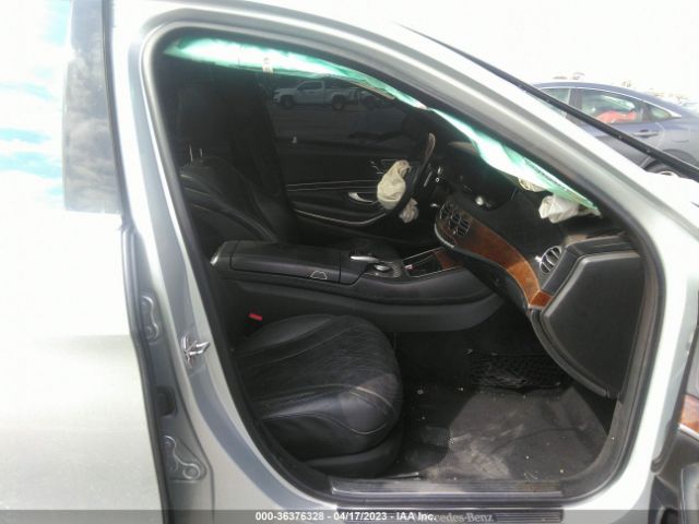 WDDUG8CB6HA310173 Mercedes-Benz S-class S 550