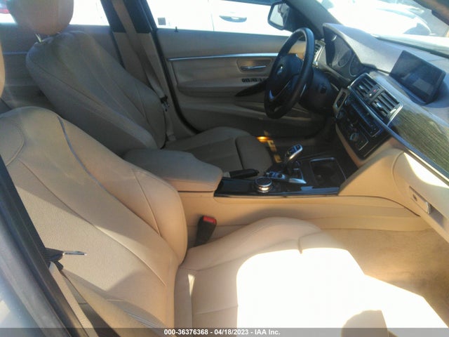 BMW 3 Series 328i 2016 WBA8E9G54GNT44581 Image 5
