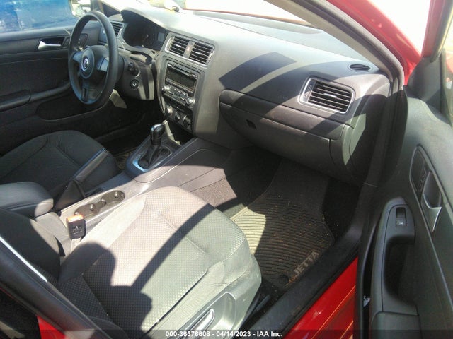 3VW2K7AJ6EM325188 Volkswagen Jetta Sedan S