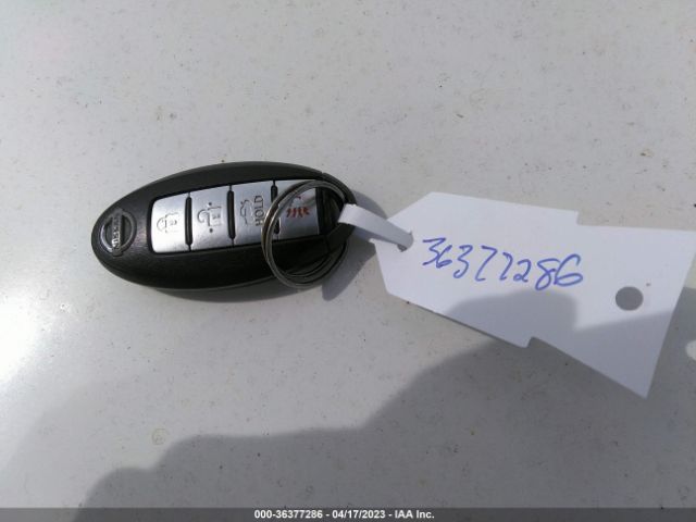 3N1AB7AP6HL647121 Nissan SENTRA SV