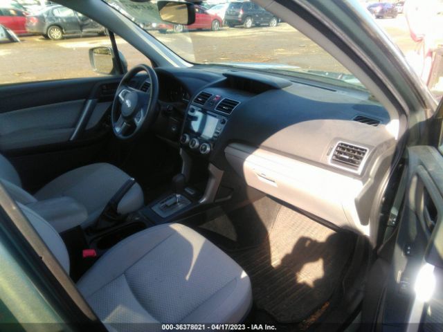 JF2SJAGC9HH522538 Subaru Forester Premium