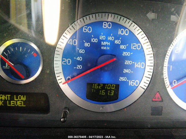 2004 VOLVO S60 R VIN: YV1RH52Y942372991