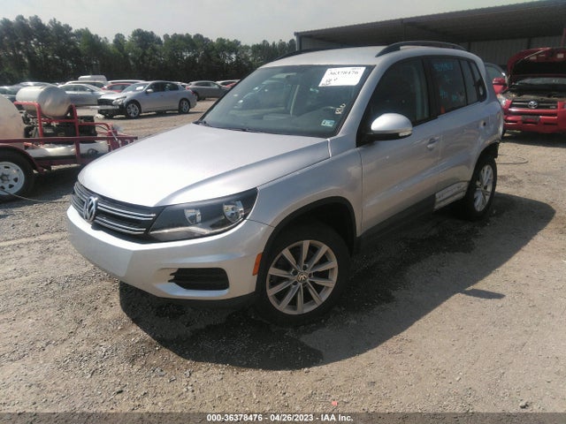 WVGAV7AX3FW514033 Volkswagen TIGUAN SE