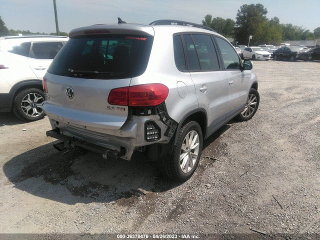 WVGAV7AX3FW514033 Volkswagen TIGUAN SE