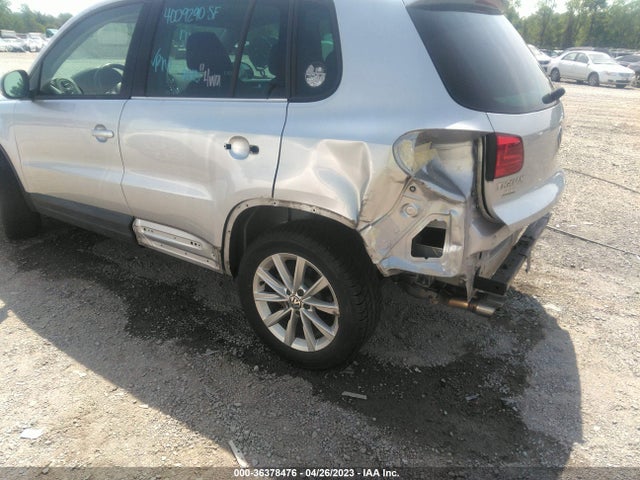 WVGAV7AX3FW514033 Volkswagen TIGUAN SE