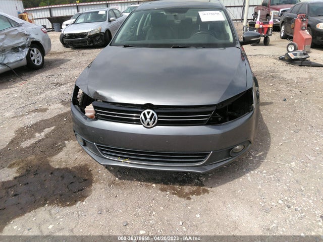 3VWLL7AJ0EM413901 Volkswagen Jetta Sedan Tdi W/premium/nav