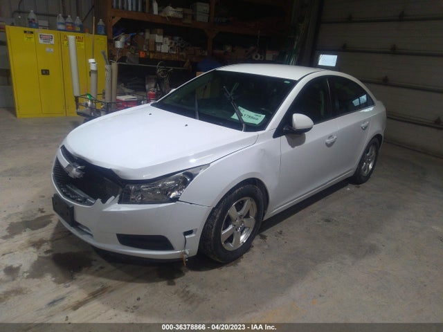 Chevrolet Cruze 1lt 2014 1G1PC5SB1E7132208 Image 2