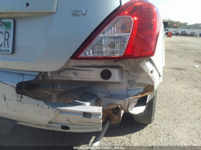 3N1CN7AP8JL819509 Nissan Versa Sedan Sv