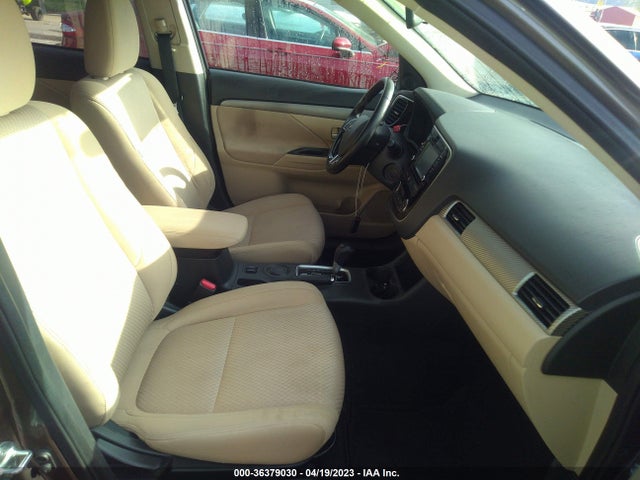 2016 MITSUBISHI OUTLANDER SE/SEL VIN: JA4AD3A33GZ006409