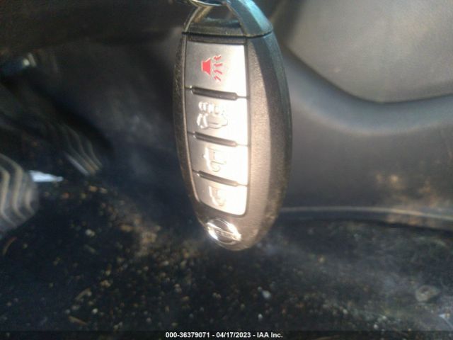 5N1AT2MTXFC802134 Nissan Rogue Sl