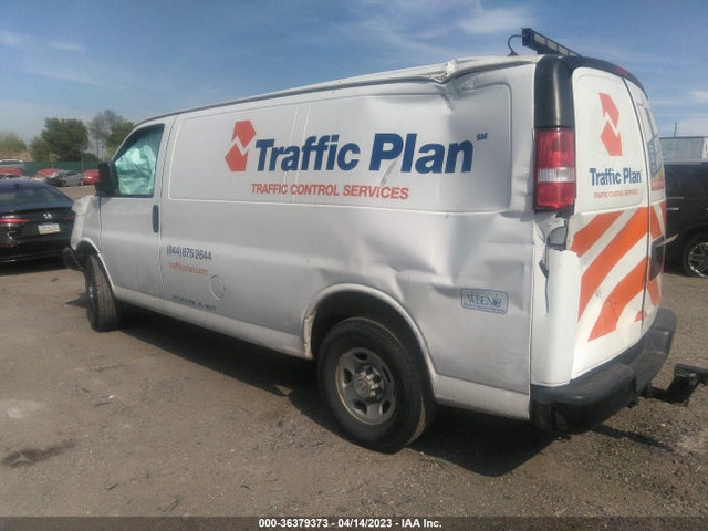 Chevrolet EXPRESS CARGO VAN 2016 1GCWGAFF6G1320063 Image 3