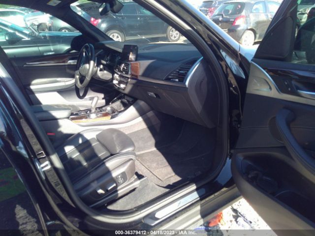 5UXTR7C56KLF35582 BMW X3 Sdrive30i