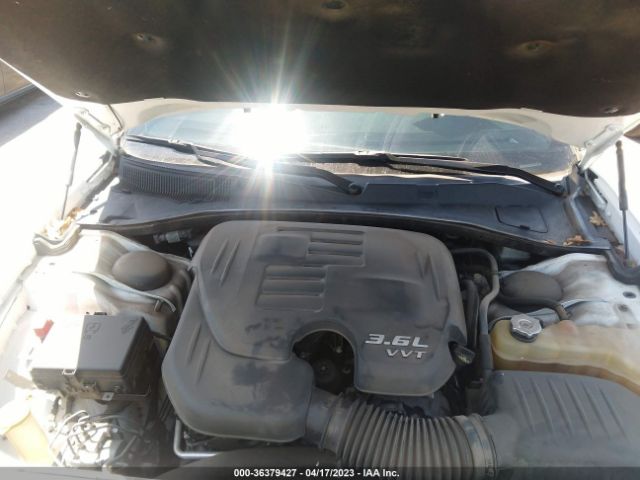 2C3CDXBG9JH179418 Dodge Charger Sxt