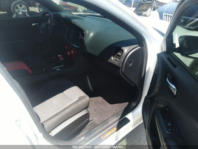 2C3CDXBG9JH179418 Dodge Charger Sxt