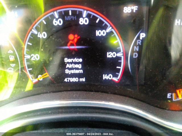 1C4RJEAG4JC412273 Jeep Grand Cherokee Laredo E