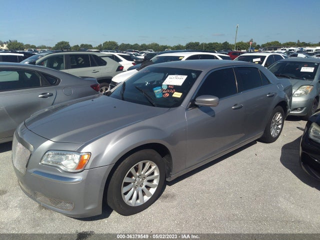2C3CCAAGXEH377528 Chrysler 300