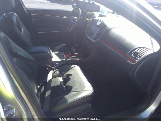 2C3CCAAGXEH377528 Chrysler 300