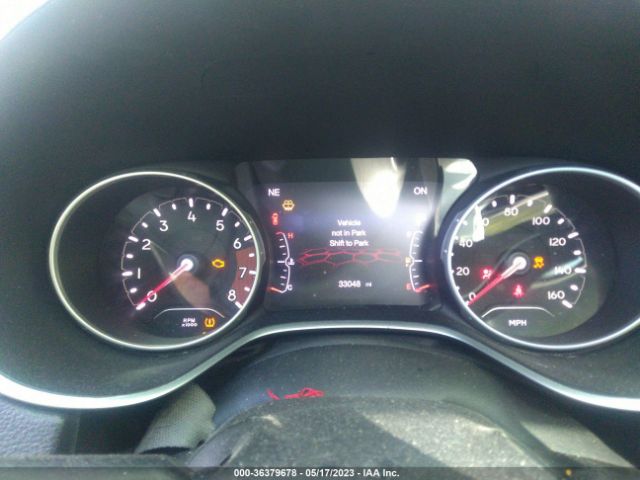 3C4NJDBB5KT601807 Jeep Compass Altitude